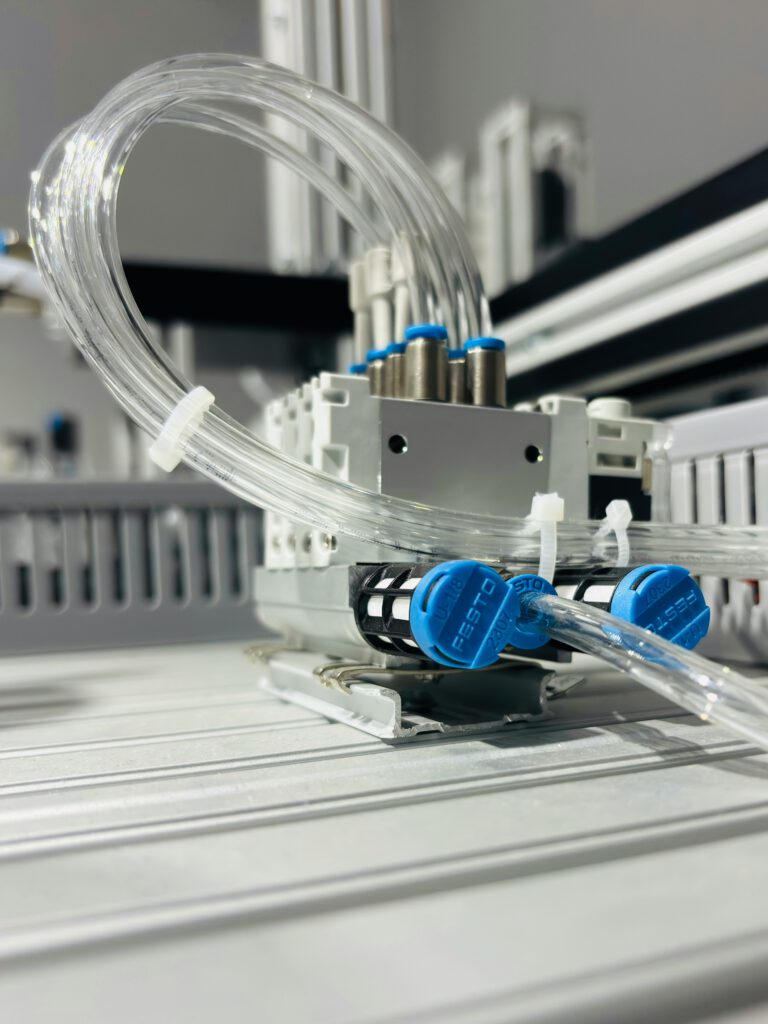 Informationsentwicklung 4.0: Wie Sie Ihre Produktkommunikation für den digitalen Wandel rüsten